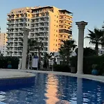 Schoenes Mit Luxus-design Auf Nordzypern, In Caesar Marcellus 52 شقة Trikomo