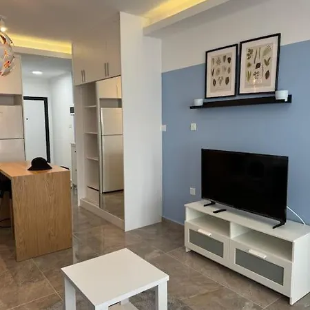 Schoenes Mit Luxus-design Auf Nordzypern, In Caesar Marcellus 52 *