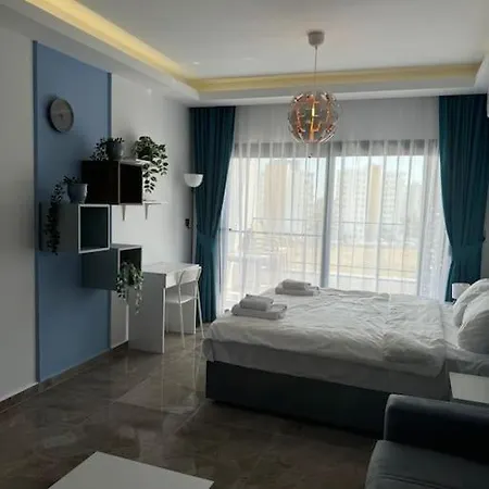 Schoenes Mit Luxus-design Auf Nordzypern, In Caesar Marcellus 52