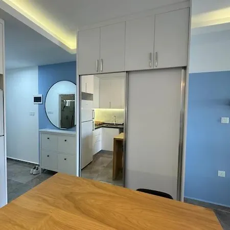 Schoenes Mit Luxus-design Auf Nordzypern, In Caesar Marcellus 52 Trikomo