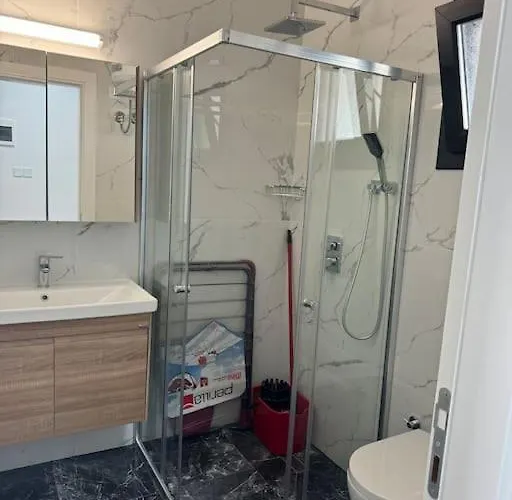 アパート Schoenes Mit Luxus-design Auf Nordzypern, In Caesar Marcellus 52 Trikomo